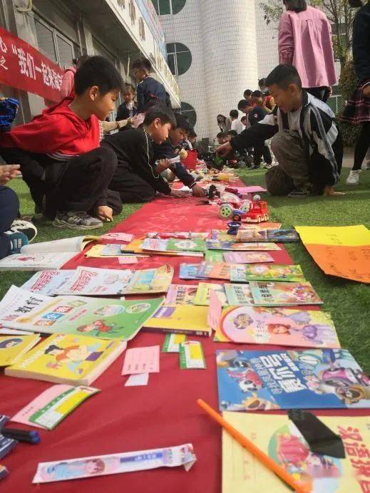 8808金龍彩,探索8808金龍彩，色彩的藝術(shù)與科技的融合