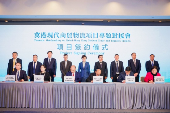 新澳精準資料免費提供2024澳門,關于新澳精準資料免費提供與澳門博彩業(yè)的話題探討（2024年）