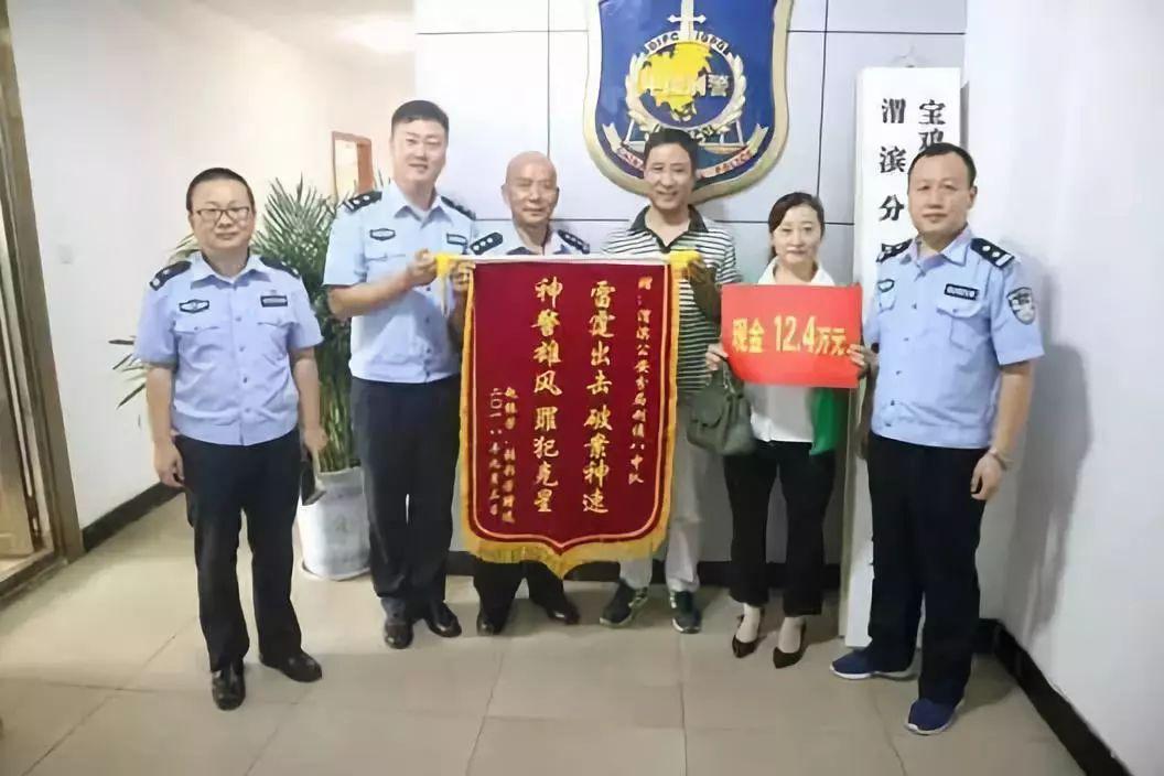 2025澳門六開彩免費精準(zhǔn)大全|到夜釋義解釋落實,澳門六開彩免費精準(zhǔn)大全，探索彩票文化背后的深意與落實策略