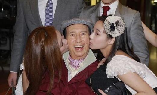新澳門(mén)四肖期期準(zhǔn)中特更新時(shí)間|平衡釋義解釋落實(shí),新澳門(mén)四肖期期準(zhǔn)中特更新時(shí)間與平衡釋義解釋落實(shí)